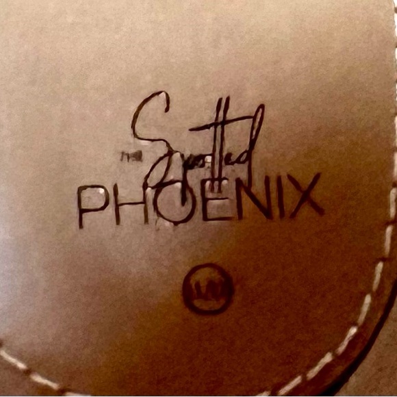 Super cute Fringe sandals! - Picture 5 of 8